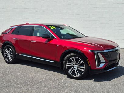 Certified 2024 Cadillac Lyriq Luxury w/ LPO, Floor Liner Package