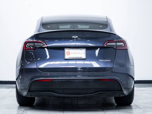 Used 2022 Tesla Model Y Performance AWD/4WD image 12