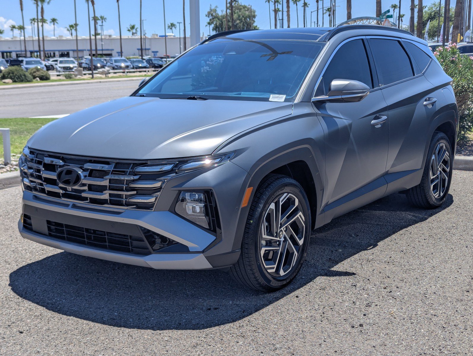 Used 2025 Hyundai Tucson Limited AWD/4WD image 5