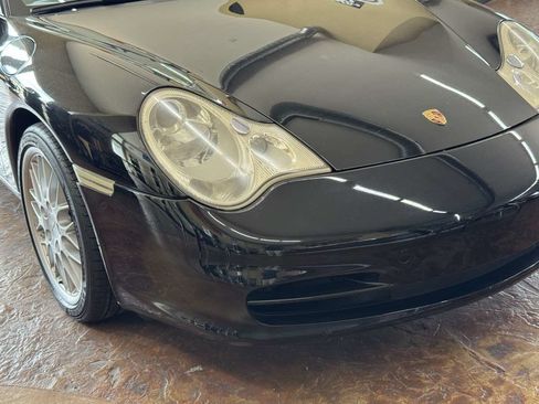 Used 2003 Porsche 911 Carrera 4 AWD/4WD image 2