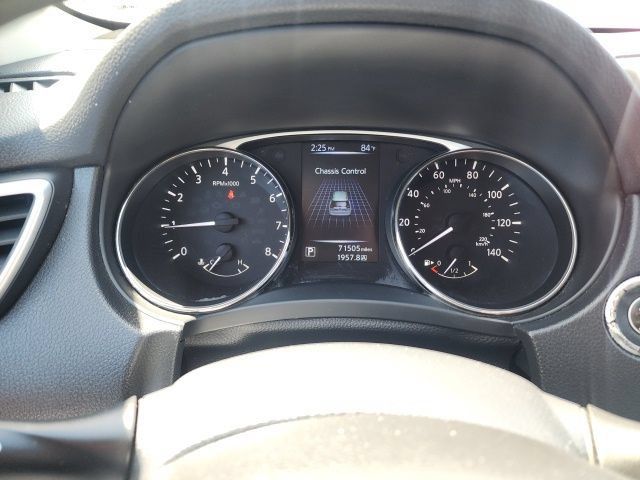 Used 2016 Nissan Rogue SV FWD image 5