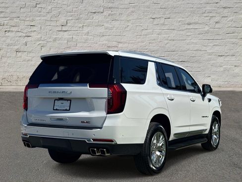 Used 2025 GMC Yukon Denali AWD/4WD image 5