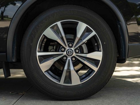 Used 2019 Nissan Murano SV AWD/4WD image 15