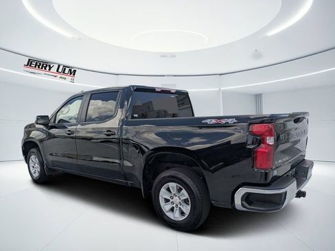 Used 2025 Chevrolet Silverado 1500 LT AWD/4WD image 5