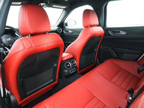 New 2024 Alfa Romeo Giulia Sprint RWD image 21
