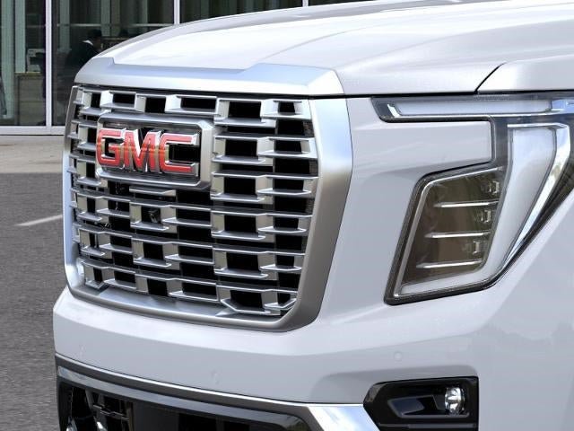 New 2026 GMC Yukon Denali w/ Denali Reserve Package AWD/4WD image 13