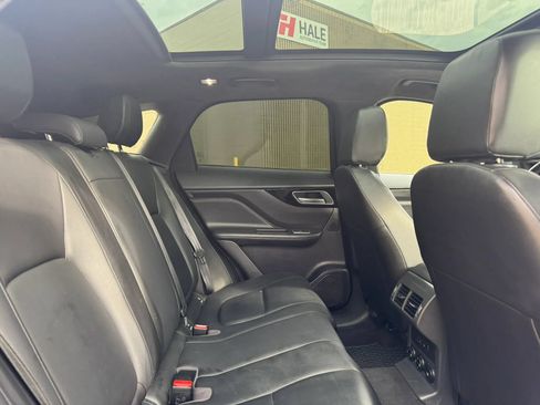 Used 2019 Jaguar F-PACE Premium AWD/4WD image 33