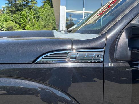 Used 2012 Ford F250 Lariat w/ Lariat Ultimate Pkg AWD/4WD image 13