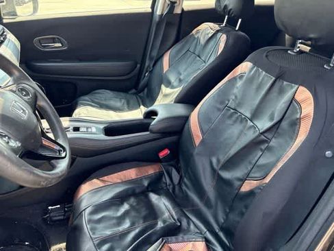 Used 2016 Honda HR-V EX image 11