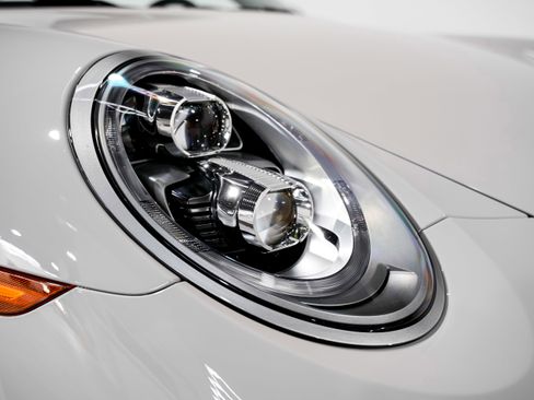 Used 2018 Porsche 911 Carrera S image 41