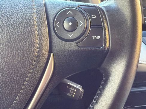Used 2016 Toyota RAV4 XLE image 11