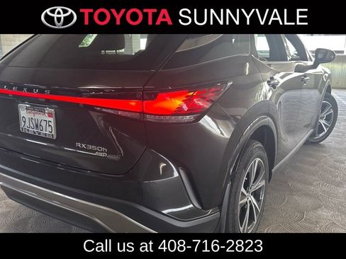 Used 2024 Lexus RX 350h w/ Convenience Package image 2