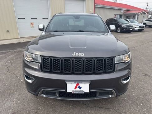 Used 2018 Jeep Grand Cherokee Limited image 8