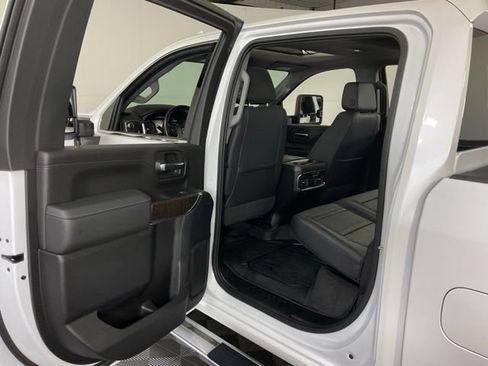 Used 2023 GMC Sierra 2500 Denali w/ Denali Ultimate Package image 34