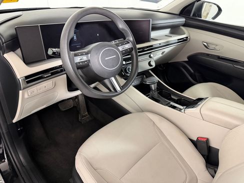 Used 2025 Hyundai Tucson SEL AWD/4WD image 3