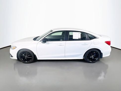 Used 2023 Honda Civic Sport image 5