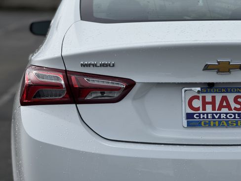 Used 2022 Chevrolet Malibu LT image 7