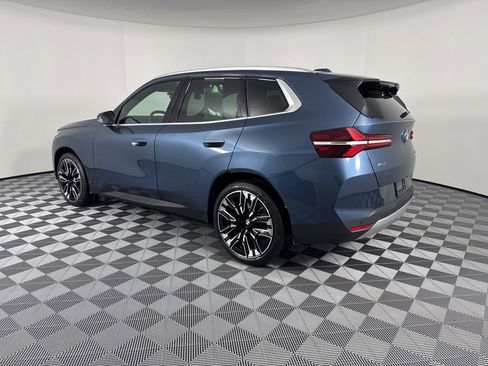 Used 2025 BMW X3 xDrive30i w/ Premium Package image 12