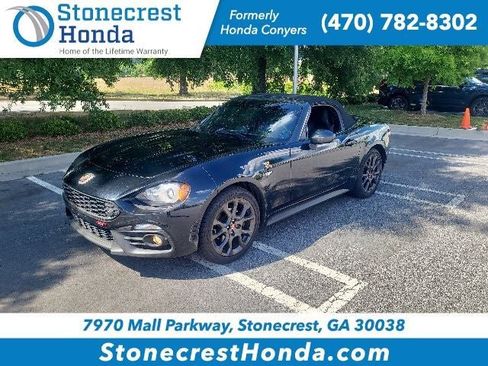 Used 2018 FIAT 124 Spider Abarth RWD image 1