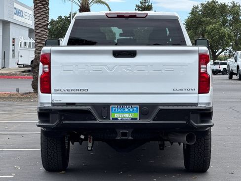 New 2026 Chevrolet Silverado 2500 Custom w/ Custom Value Package AWD/4WD image 4