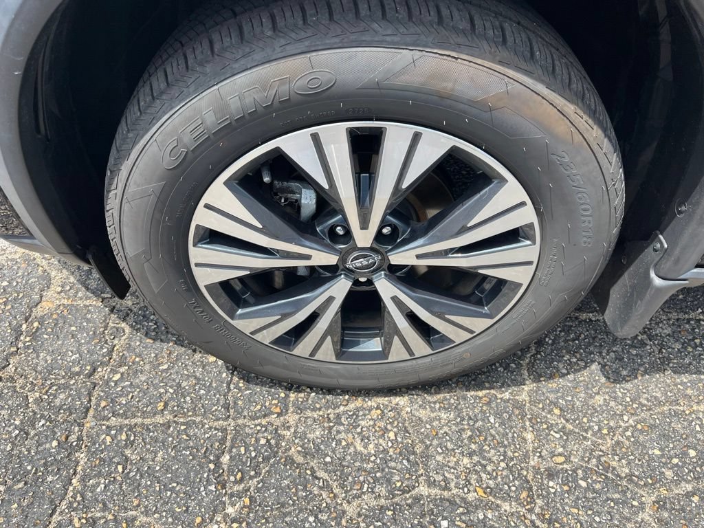 Used 2023 Nissan Rogue SV AWD/4WD image 41