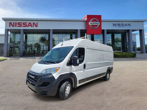 Used 2023 RAM ProMaster 2500 FWD image 5