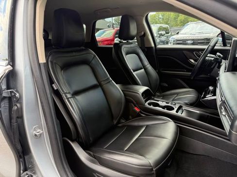 Used 2023 Lincoln Corsair Standard image 15