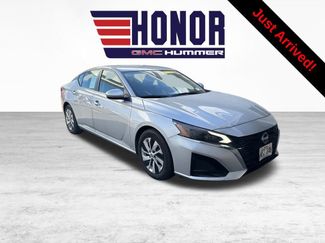 Used 2023 Nissan Altima 2.5 S video 1