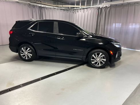 Used 2024 Chevrolet Equinox LT w/ LPO, Floor Liner Package FWD image 8
