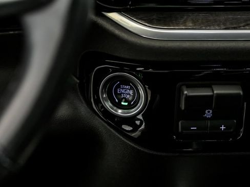 Used 2022 Chevrolet Silverado 1500 LTZ w/ LTZ Convenience Package II image 21