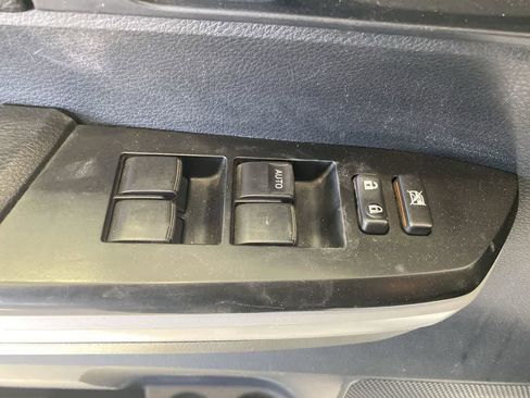 Used 2019 Toyota Tundra SR5 image 13