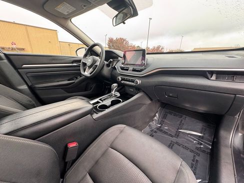 Used 2021 Nissan Altima 2.5 SV image 24
