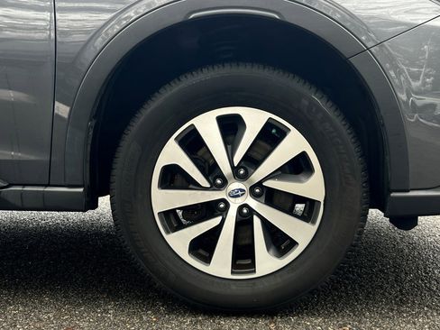 Used 2022 Subaru Outback Premium image 6