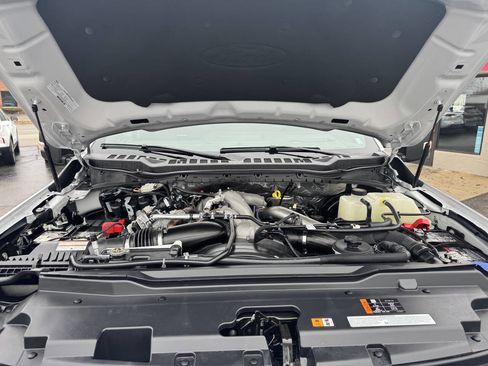 Used 2024 Ford F350 Platinum image 29