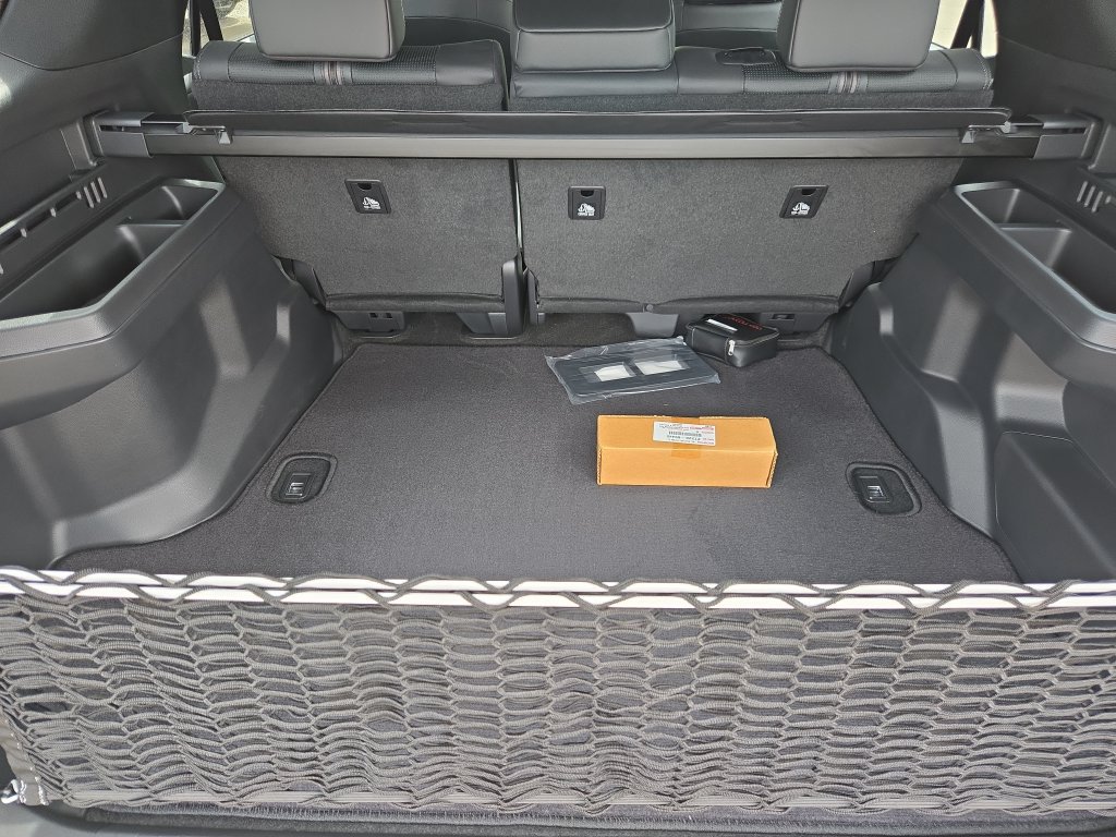 Used 2026 Toyota 4Runner Limited RWD image 30