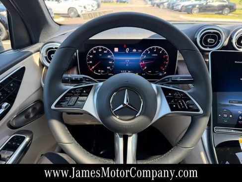 New 2026 Mercedes-Benz GLC 300 4MATIC image 19