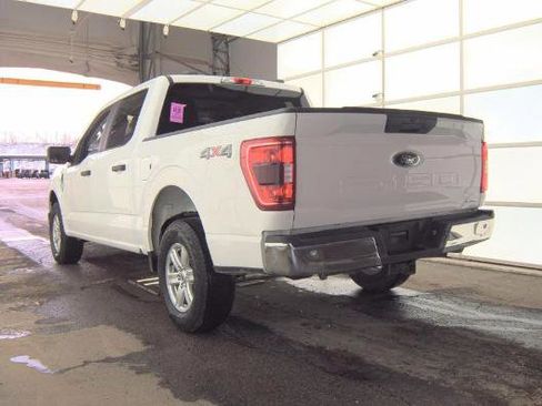 Used 2023 Ford F150 XLT image 3