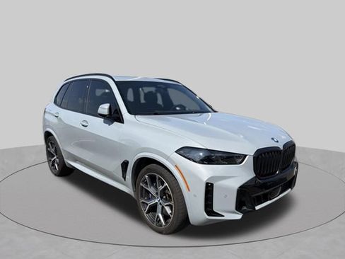 Used 2024 BMW X5 xDrive50e w/ M Sport Package AWD/4WD image 5