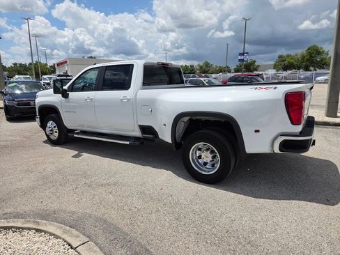 Certified 2025 Chevrolet Silverado 3500 LT w/ Safety Package AWD/4WD image 12