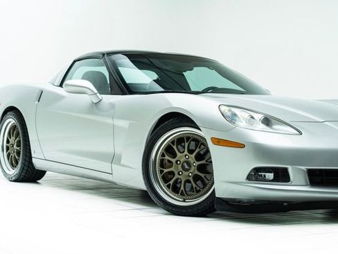 Used 2008 Chevrolet Corvette Coupe image 3