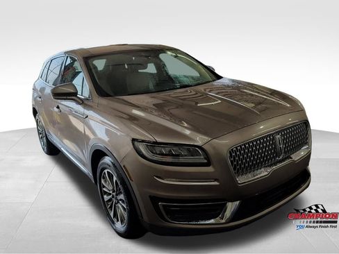 Used 2019 Lincoln Nautilus Select AWD/4WD image 8
