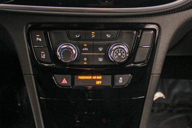 Used 2022 Buick Encore Preferred w/ Safety Package II FWD image 29