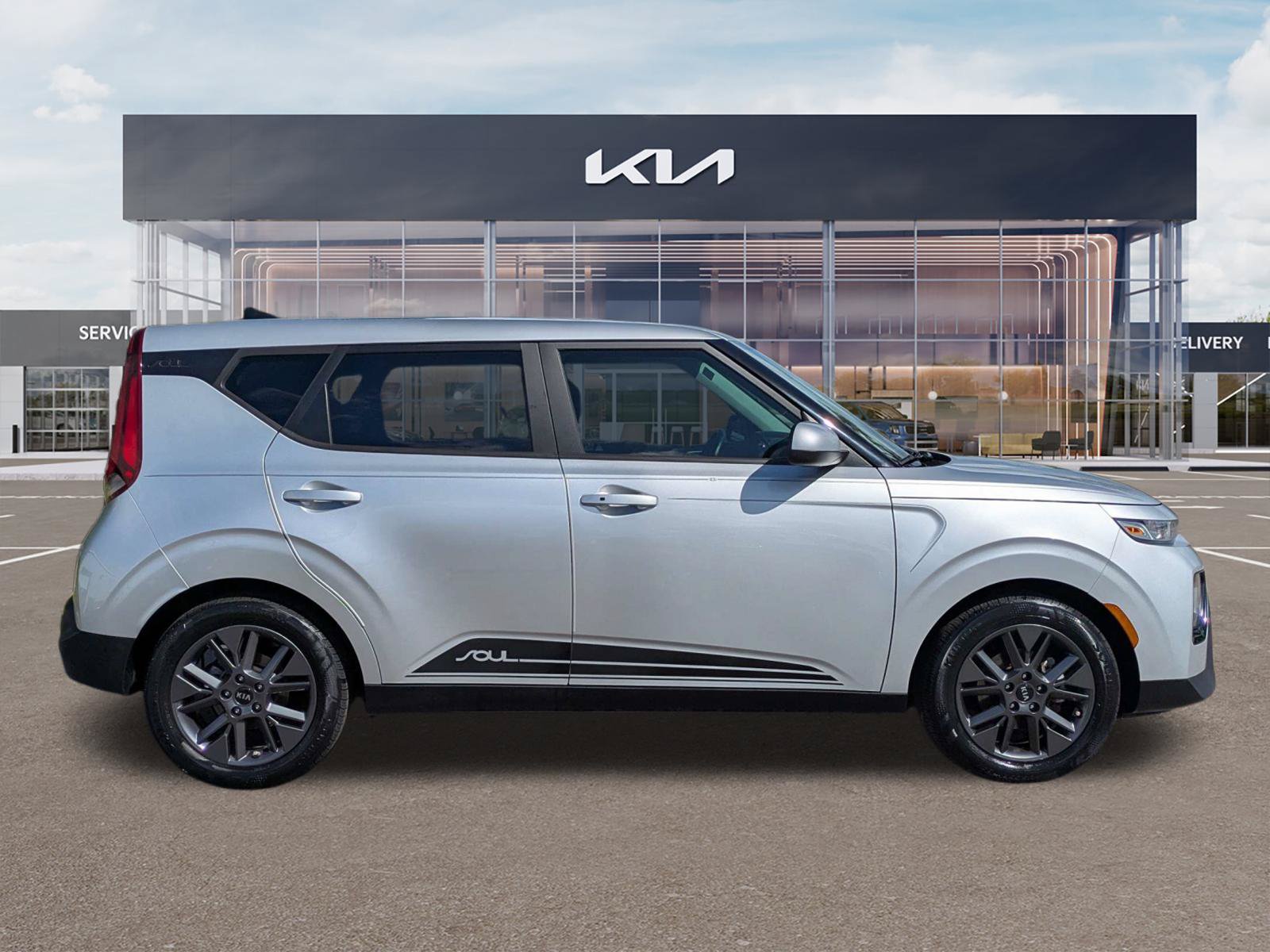 Certified 2021 Kia Soul EX FWD image 3