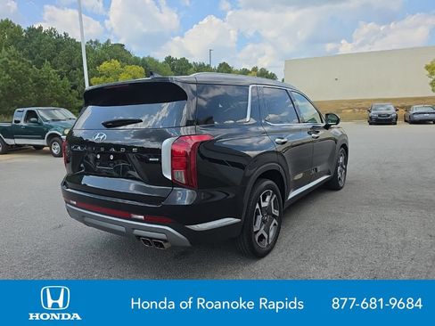 Used 2024 Hyundai Palisade Limited AWD/4WD image 5