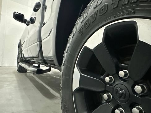 Used 2019 RAM 1500 Rebel AWD/4WD image 18