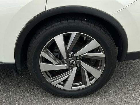 Used 2019 Nissan Murano S image 11