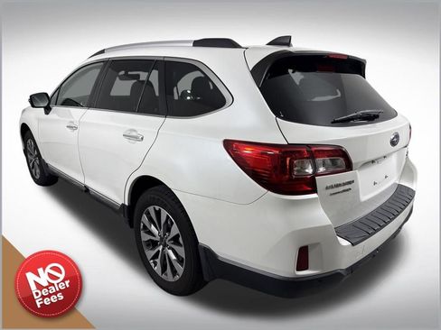 Used 2017 Subaru Outback 2.5i Touring w/ Popular Package #5A image 6