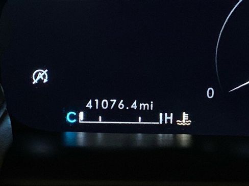 Certified 2022 Lincoln Nautilus Reserve w/ Cargo Utility Package image 22