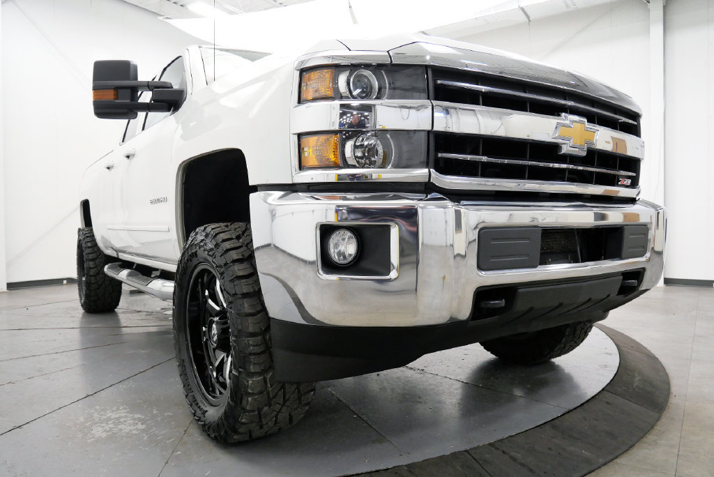Used 2019 Chevrolet Silverado 2500 LT w/ All Star Edition AWD/4WD image 41
