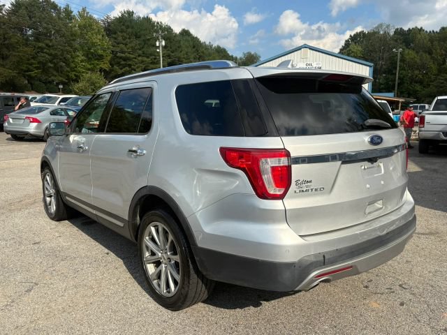 Used 2017 Ford Explorer Limited FWD image 3